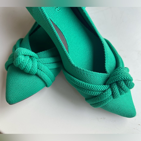 *Like New* Rothy's Knot Pointed Toe Flats in Emerald Green - Picture 5 of 8